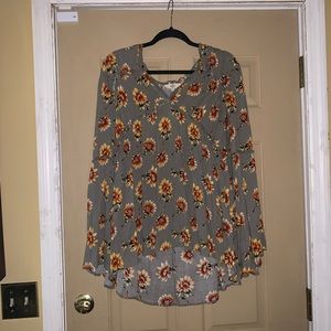 Women’s Sunflower Top- Size large